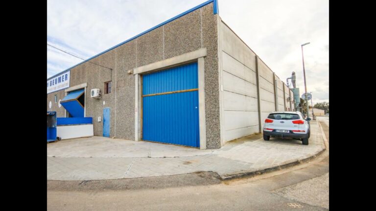 Comprar casas con patio en el barrio de Sant Llorenç