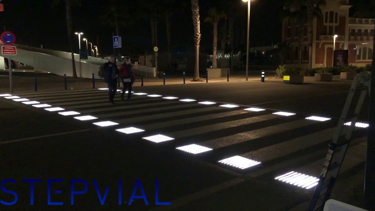 nuevos pasos de peatones inteligentes en valencia